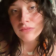 I really feel bad for people that be stuck with their kids 24/7 & have to  try to convince themselves that it makes them a better mama than others  because they don't