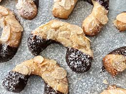 Marzipan Amaretto Kipferl Rezept Kekse Kekse Backen Platzchen Backen Rezepte