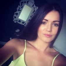 Jasmine Crouch's Instagram, Twitter & Facebook