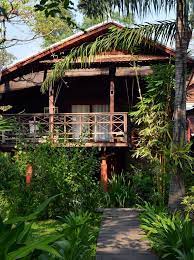 French Couple Jean Pierre And Nathalie Converted Their Wooden Cambodian Family Home Into This Luxurious 5 Room Bou Thai House Traditional House Boutique Hotel