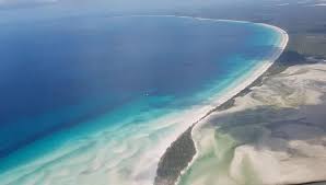 Stunning vistas, sweeping rainforests, tranquil freshwater lakes and shifting sand dunes. Fraser Island Australia The Ultimate Essential Adventure Guide
