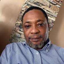 What is your list? Age: 39 (Apr 15th,1985) Height: 5'8" Children: 0 😞  Tattoos: 0 Piercing: tongue (closed up) Fav food: Sammiches Fav color: Blue  and Hunter or Granny Apple 🍏 Green