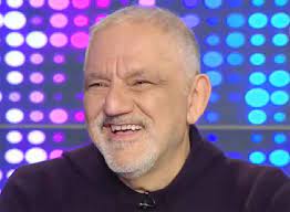 Jun 11, 2021 · συγκεκριμένα ο νίκος πορτοκάλογλου και η ρένα μόρφη υποδέχθηκαν στην ερτ την ρεμπέτισσα δασκάλα φωτεινή βελεσιώτου, της οποίας το τραγούδι «μέλισσες» έγινε μεγάλη επιτυχία μέσα από το. Dl9uij 7ehjc1m