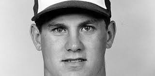 Raymond Quinlan's Instagram, Twitter & Facebook