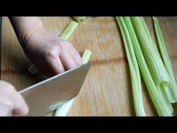 芹菜新吃法 吃了20多年芹菜 这种做法还是第一次见 营养又解馋 make it yourself north west