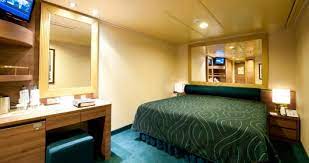 Cabin size ranges from 220 to 314 square feet. La Nave Da Crociera Msc Splendida La Crociera Di Tango Argentino Con Msc Splendida Col Ponte Del Primo Maggio Easterix Viaggi
