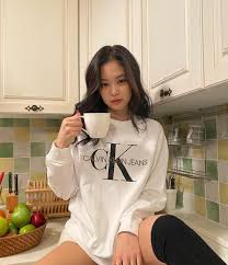 제니 / jennie nombre completo: Jennie Wearing Calvin Klein Is Hot 24 365 With Blackpink Facebook