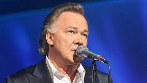 Radio Suomen kuuntelijoiden muistoja Kari Tapiosta, osa 1