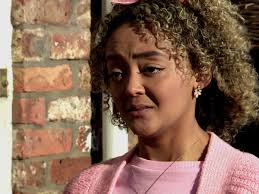 Coronation Street Soap Scoop! Emma leaves Weatherfield