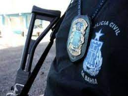 A polícia civil da bahia é responsável pela investigação das infrações penais que ocorrem em sempre que um crime ocorre, os policiais civis têm a responsabilidade de registrar todos os fatos e. Concurso Pc Ba 2019 E Anunciado Por Governador Confira Blog Monster Concursos