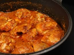 La final trebuie sa avem un sos delicios iar pipotele sa fie gatite bine. Tocanita De Pipote Si Inimi Cu Paste