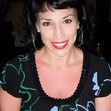 Jennifer Bascom's Instagram, Twitter & Facebook