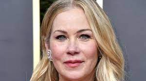 (cnn) actress christina applegate has announced that she has been diagnosed with multiple sclerosis. Esjc Mnwgruh M