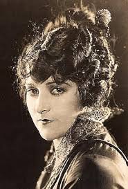 Malcolm McGregor: Movies, TV, and Bio