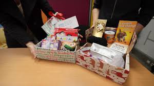 Des Cadeaux De Noel Solidaires A Arras Grace A Des Boites A Chaussures Klondike solitaire, commonly known simply as 'solitaire' is one of the most popular currently, solitaire is a big hindrance to office productivity and is often disabled by local. des cadeaux de noel solidaires a arras grace a des boites a chaussures