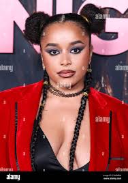 Isis online hi-res stock photography and images