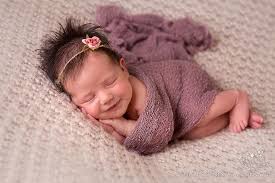 Lanugo begins to fall out between 32 to 36 weeks of gestation, but it can sometimes remain intact and fall later, after the baby is born, usually around 4 to 6 months. Pin On Lena Postnova Photography