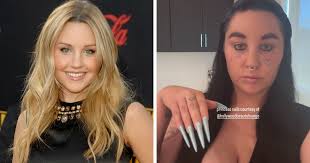 Megan Fox and Kumail Nanjiani struggle with body dysmorphia — and they're  not alone. Here's what it means.