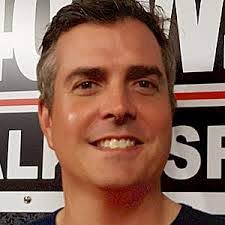 Robert Rantz's Instagram, Twitter & Facebook