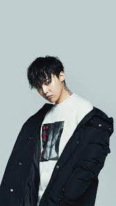 In his childhood, he debuted in mbc's children's program bbo bbo bbo, and when he turned 7 he was a member of the group little roora but its contract terminated. Kpop Wallpaper Bigbang G Dragon G Dragon Bigbang