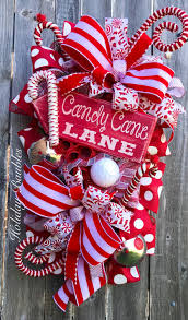 A Personal Favorite From My Etsy Shop Https Www Etsy Com Listing 554380528 Candy Cane Swag Chri Christmas Wreaths Christmas Swags Deco Mesh Christmas Wreaths