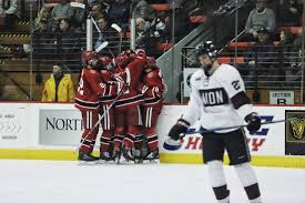Live men's ice hockey di scores and schedules, searchable by date and conference. No 16 Men S Hockey Scores Eight In Win Over Union Sports The Harvard Crimson