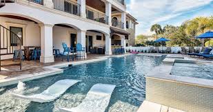 Florida beach house weddings offer the chance to stay together and celebrate together. 7 Perfect Large Group Vacation Rentals In Destin Fl Five Star