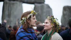 (remember the southern hemisphere celebrates the turning of the wheel opposite to the northern hemisphere.) How Pagans Celebrate Litha The Summer Solstice Huffpost