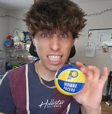 Giant gummy corn! #arcadegames #corn #arcade