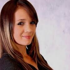 Ana Maria Hack (@HackAninha)