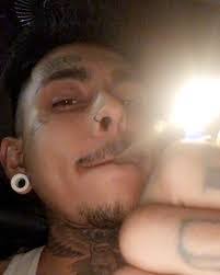 Izzy Lopez's Instagram, Twitter & Facebook