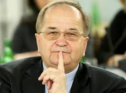 Nagrody pieniężne o wartości 200 zł przyznawane co 500 uprawnionej osobie lub 500 zł przyznawane co 2 tys. Koszmar Rydzyka Duchowny Prosi O Pomoc Sytuacja Jest Bardzo Powazna Super Express Wiadomosci Polityka Sport