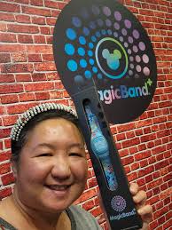 Any tips for using MagicBands at the parks?