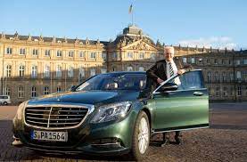 Immerhin seien die prämien gestaffelt, sagte kretschmann. Mercedes Des Ministerprasidenten Der Lange Streit Uber Kretschmanns Sardinenbuchse Baden Wurttemberg Stuttgarter Zeitung