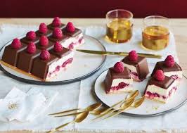 Delice Framboise Chocolat Blanc Et Citron Vert Guy Demarle Recette Chocolat Blanc Recette Dessert Noel Gateaux Et Desserts
