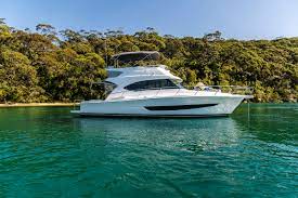 New Boat Riviera 39 Sports Motor Yacht Power Motoryacht