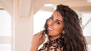 Valentina vignali è considerata la cestista più affascinante d'italia. Rimini Valentina Vignali Entra Nella Casa Del Grande Fratello