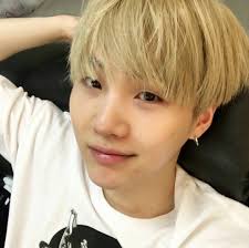 Makyajsiz Bile Tatli Nomakeup Suga Bts Gelecekteki Kocama Unlu Fotograflari