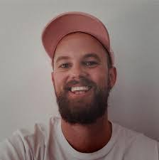 Shane Napier's Instagram, Twitter & Facebook