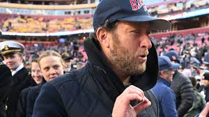 Barstool Sports founder Dave Portnoy was a busy man when he visited  Columbus in August. His latest "One Bite Pizza" review subject is Plank's  Cafe. See link below ⬇️ bit.ly/465kAr9