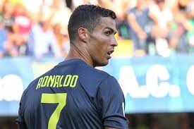 Последние твиты от cristiano ronaldo (@cristiano). Serie A Gehalter Enthullt So Viel Kassieren Cristiano Ronaldo Und Co