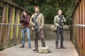 Condal et carlton cuse avec josh holloway (will bowman), sarah wayne callies (katie bowman). Colony Die Dritte Finale Staffel Der Science Fiction Erfolgsserie Weiss Auch Wieder Zu Gefallen Mucke Und Mehr