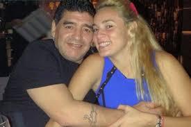 Diego Maradona Le Regalo A Rocio Oliva Algo Nunca Antes Visto Que Pasa Salta