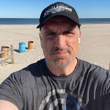 I've waited so long to get a good photo of this. How could they not know?