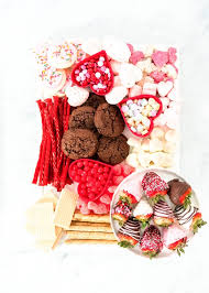 What's better than sharing the cheese you love with the person you love? Easy Valentine S Day Charcuterie Board Wow It S Veggie