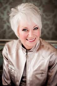 Angela Zakrzewski's Instagram, Twitter & Facebook