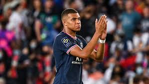 As if there hasn't been enough earthshaking news in this monumental summer transfer window, real madrid has reportedly. Psg Kylian Mbappe Bittet Um Freigabe Fur Wechsel Zu Real Madrid Fussball International Sport Bild
