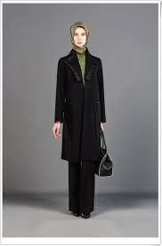 Kece Tesettur Uzun Ceket Modelleri Moda Stilleri Moda Giyim