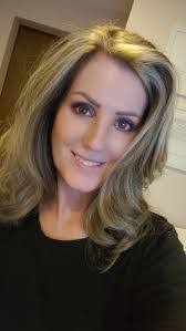 Renee Knipp's Instagram, Twitter & Facebook