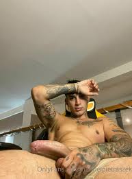 Nahuel pietraszek Desnudo Completamente en su OnlyFans!